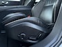 Volvo V60 2.0 T8 Recharge AWD R-Design - Pano l Mem. l HUD l Trekhaak l H/K