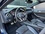 Mercedes-Benz A-klasse 180 AMG-Line Night / Panorama / Trekhaak / Alcantara / Automaat