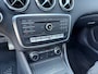 Mercedes-Benz A-klasse 180 AMG-Line Night / Panorama / Trekhaak / Alcantara / Automaat
