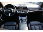 BMW 3-Serie 320i High Executive Edition SCHUIFDAK TREKHAAK NL-AUTO!