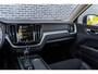 Volvo XC60 T4 Momentum | Navigatie | Achteruitrijcamera | Verwarmbare Voorstoelen en Achterbank | Dodehoekdetectie | LED Koplampen | BLIS | Climate Control | DAB | Parkeersensoren | Standkachel | 18" LM