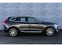 Volvo XC60 2.0 T8 Twin Engine AWD Inscription | Plug-in Hybrid (PHEV) | Navigatie | Adaptieve Cruise Control | Nappaleder | Stoelventilatie | Keyless Entry | Achteruitrijcamera | Stuurverwarming | LED Koplampen Adaptief | Dodehoekdetectie | Park Assist | Elek. Achterklep | Verwarmbare Voorstoelen en Achterbank | Lichtmetalen Velgen 20 inch
