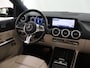 Mercedes-Benz B-klasse 250 e Luxury Line | Beige bekleding | Panoramadak | Trekhaak | Verwarmd stuur | Elektrische achterklep |