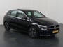 Mercedes-Benz B-klasse 250 e Luxury Line | Beige bekleding | Panoramadak | Trekhaak | Verwarmd stuur | Elektrische achterklep |