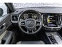 Volvo S60 2.0 B3 R-Design | Adaptive cruise control | Navigatie | Apple Carplay / Android Auto | Sportstoelen | Keyless Entry | Elektrische stoelverstelling | Dode hoek detectie BLIS |