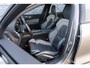 Volvo S60 2.0 B3 R-Design | Adaptive cruise control | Navigatie | Apple Carplay / Android Auto | Sportstoelen | Keyless Entry | Elektrische stoelverstelling | Dode hoek detectie BLIS |