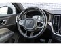 Volvo S60 2.0 B3 R-Design | Adaptive cruise control | Navigatie | Apple Carplay / Android Auto | Sportstoelen | Keyless Entry | Elektrische stoelverstelling | Dode hoek detectie BLIS |