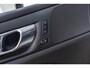 Volvo S60 2.0 B3 R-Design | Adaptive cruise control | Navigatie | Apple Carplay / Android Auto | Sportstoelen | Keyless Entry | Elektrische stoelverstelling | Dode hoek detectie BLIS |