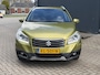Suzuki S-Cross SX4 1.6 High Executive / Panorama schuifdak / Stoel verwarming / Cruise control / Navigatie /