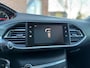 Peugeot 308 1.2 PureT.Blue L. Pr 131 PK PANO / AFN.TREKHAAK / CAMERA / LED /