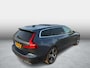 Volvo V60 2.0 B4 Inscription | Panoramadak | Trekhaak | Harman Kardon Audio | Achteruitrijcamera | Lichtmetalen Velgen 19 inch | Standkachel | Lederen Bekleding | Stoelverwarming | Navigatie