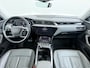 Audi E-tron 55 Quattro 95kWh 408PK Pano-Dak Leer+Verwarmd Trekhaak Luchtvering Adap.Cruise Navi Ecc Stoelverwarming Business edition Plus LED Lmv Elek.Achterklep Privacy Glas Keyless Zwarte Hemel Origineel Nederlandse Auto SOH 89% Trekhaak 1800kg !