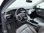 Audi E-tron 55 Quattro 95kWh 408PK Pano-Dak Leer+Verwarmd Trekhaak Luchtvering Adap.Cruise Navi Ecc Stoelverwarming Business edition Plus LED Lmv Elek.Achterklep Privacy Glas Keyless Zwarte Hemel Origineel Nederlandse Auto SOH 89% Trekhaak 1800kg !