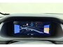 Jeep Avenger 1.2 e-Hybrid 110pk Automaat Summit | Panoramadak | JBL audio | Navigatie | Adapt. Cruise control | Stoelverwarming | Elektrische achterklep | 18" Lichtmetalen velgen