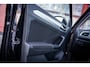 Volkswagen T-Roc 1.5 TSI Business+ | LED | Navigatie |Stoel en stuurwielverwarming |Adaptieve cruise control |App-connect |Camera|