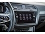 Volkswagen Tiguan 1.5 TSI 150pk R-Line | Panoramadak | Trekhaak | DCC | Head-up Display | Standkachel | Stoelverwarming | 20'' LMV