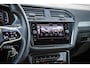 Volkswagen Tiguan 1.5 TSI 150pk R-Line | Panoramadak | Trekhaak | DCC | Head-up Display | Standkachel | Stoelverwarming | 20'' LMV
