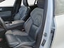 Volvo V60 2.0 T8 AWD R-Design /Pano/Leder/Trekh/Bower&Wilkins audio/