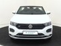 Volkswagen T-Roc Cabrio 1.5 TSI R-Line | Keyless | Navigatie | Digital cockpit Pro | Adaptieve cruise control | LED Plus verlichting | Dodehoek detectie | Elektrisch inklapbare buitenspiegels |