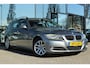 BMW 3-Serie TOURING 318I BUSINESS LINE | XENON | TREKHAAK | NAVI | BLUETOOTH | PDC