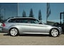 BMW 3-Serie TOURING 318I BUSINESS LINE | XENON | TREKHAAK | NAVI | BLUETOOTH | PDC