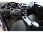 Volkswagen Tiguan 1.5 TSI 150pk Highline Business R-line | NL-auto | LED | Panoramadak | 100% (Dealer) onderhouden label