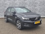 Volvo XC40 Recharge P8 AWD R-Design | Harman Kardon Audio | Achteruitrijcamera | Lichtmetalen Velgen 20 inch | Trekhaak | Stoelverwarming | Navigatie | BLIS | Elektrische Achterklep