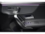 Mercedes-Benz A-klasse 180 Business Solution Luxury | Panoramadak | Sfeerverlichting | Matrix Led | Camera | Leer