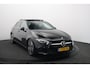 Mercedes-Benz A-klasse 180 Business Solution Luxury | Panoramadak | Sfeerverlichting | Matrix Led | Camera | Leer
