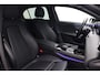 Mercedes-Benz A-klasse 180 Business Solution Luxury | Panoramadak | Sfeerverlichting | Matrix Led | Camera | Leer