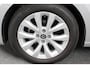 Renault Clio 1.0 TCe 100pk Experience Navigatie Climate control Led Parkeer sensoren DAB Cruise Control