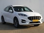 Ford Kuga 2.5 PHEV 225PK ST-Line | TREKHAAK | ADAPTIVE CRUISE | DODEHOEKDETECTIE | CAMERA | PARKEERSENSOREN V+A | KEYLESS ENTRY/START |