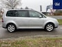 Volkswagen Touran 1.6-16V FSI Athene | AUTOMAAT | Nieuwe Banden | Navigatie | Cruise Control | T