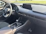 Mazda 3 2.5 e-SkyActiv-G M Hybrid 140 Homura NL-Auto, 1e Eig., Navigatie, Apple Carplay, Android Auto, Cruise Contr ad., Stoelverwarming, A-Rij-Camera, Parkeerhulp vóór, Audio-USB-C