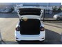 Volkswagen T-Cross 1.0 TSI R-Line binnen & buiten / Digitaal dashboard / Parkeersensoren rondom / Achteruitrijcamera / Adaptive cruise control / Climate control / Navigatie / Apple car play
