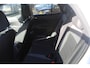 Volkswagen T-Cross 1.0 TSI R-Line binnen & buiten / Digitaal dashboard / Parkeersensoren rondom / Achteruitrijcamera / Adaptive cruise control / Climate control / Navigatie / Apple car play