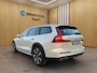 Volvo V60 Cross Country 2.0 B5 AWD Plus | Panoramisch schuif/ kanteldak | Harmen & Kardon | Trekhaak wegklapbaar | LEF verlichting |