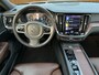 Volvo V60 Cross Country 2.0 B5 AWD Plus | Panoramisch schuif/ kanteldak | Harmen & Kardon | Trekhaak wegklapbaar | LEF verlichting |