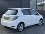 Toyota Yaris 1.5 Full Hybrid Dynamic 1e Eigenaar,Pano,Navi,Camera,Dealer Onderhouden,Afn.Trekhaak,Halfleder,Lm velgen,Apk tot 06-2026