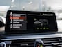 BMW 5-Serie 530e High Executive | M-pakket | Elc trekhaak | Stuurverwarming