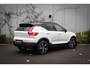 Volvo XC40 1.5 T5 Recharge R-Design | Plug-in Hybrid (PHEV) | Harman Kardon Audio | Panoramadak | BLIS | Trekhaak | Stoelverwarming | Alarm | LED Koplampen Adaptief