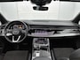 Audi Q7 60 TFSI e quattro Competition 456 PK | S-line | Luchtvering l Cruise control l Panoramadak l Stuurverwarming l Elektrisch bedienbare bestuurdersstoel met geheugen l Elektrisch bedienbare trekhaak l Dodehoekdetectie l Bang & Olufsen l Climate control l Navigatie l Apple Carplay / Android Auto l Matrix-led l