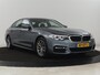 BMW 5-Serie 520i M Sport | Alcantara | Sfeerverlichting | Trekhaak | Navigatie Professional | Full LED | Sportstoelen | Parkeerhulp | Cruise control | Keyless start | Climate control | Bluetooth