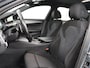 BMW 5-Serie 520i M Sport | Alcantara | Sfeerverlichting | Trekhaak | Navigatie Professional | Full LED | Sportstoelen | Parkeerhulp | Cruise control | Keyless start | Climate control | Bluetooth