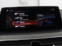 BMW 5-Serie 520i M Sport | Alcantara | Sfeerverlichting | Trekhaak | Navigatie Professional | Full LED | Sportstoelen | Parkeerhulp | Cruise control | Keyless start | Climate control | Bluetooth