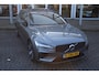 Volvo V60 T6 Automaat Recharge AWD R-Design | Head-Up | 360 Camera | Schuif/kanteldak | Trekhaak | Adapt. Cruise | El. stoelen met geheugen |