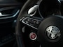 Alfa Romeo Giulia 2.9 V6 Quadrifoglio | Carbon stoelen | Akrapovic | Harman/Kardon