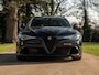 Alfa Romeo Giulia 2.9 V6 Quadrifoglio | Carbon stoelen | Akrapovic | Harman/Kardon