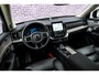 Volvo XC90 2.0 T8 Plug-in hybrid AWD Ultra Dark | Adaptieve Cruise Control | Luchtvering | Trekhaak | Panoramadak | Bowers & Wilkins Audio | Nappa Lederen Bekleding | Stoel-/Stuurverwarming | 360 Parkeercamera | 21" Velgen | Stoelventilatie | Massagefuntie voorstoelen |