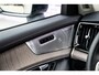 Volvo XC90 2.0 T8 Plug-in hybrid AWD Ultra Dark | Adaptieve Cruise Control | Luchtvering | Trekhaak | Panoramadak | Bowers & Wilkins Audio | Nappa Lederen Bekleding | Stoel-/Stuurverwarming | 360 Parkeercamera | 21" Velgen | Stoelventilatie | Massagefuntie voorstoelen |